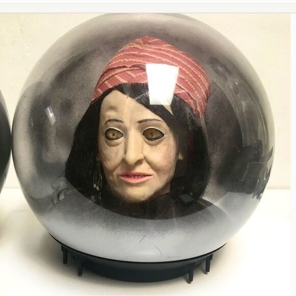 HALLOWEEN SPIRIT BALL-TALKING SKULL/GRIM
REAPER/SKELETON ANIMATED VINTAGE - Picture 1 of 13